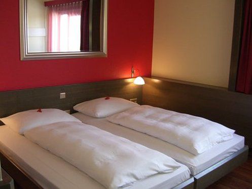 Stadthotel Heilbronn Ruang foto